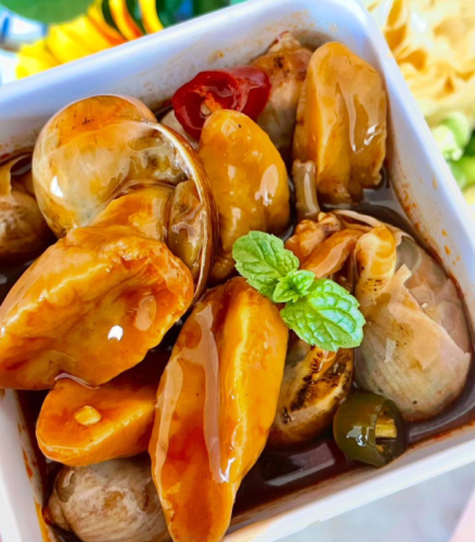 Sizzling Spicy Abalone Snails Buy one bucket, get one bucket free and a 350g taster pack. photo review